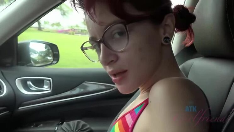 Lola Fae Amateur Fuck – Outdoor POV & Squirt