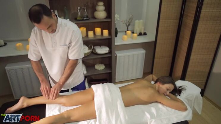 Foxy Di and Nensi B Medina's magic moment