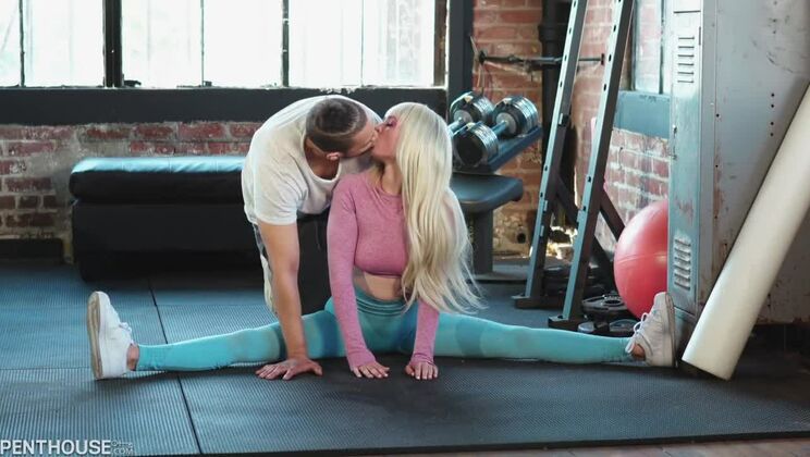 Interracial Sex with Hairy Lilly Bell