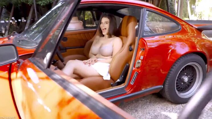 LaSirena69 - Pet MILF February Shows Off Her Toys