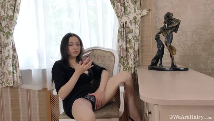 Veronika Mars Nude Strip and Play Session