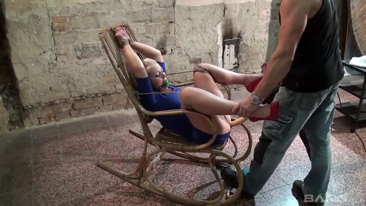 Dom Uses Fucking Machine On Blonde Melanie Crush