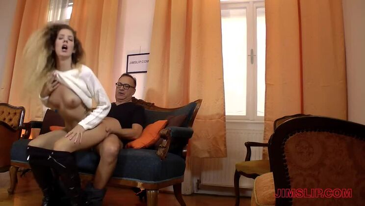 Monique Woods: The Young and Skinny Temptress