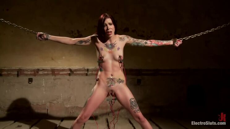 Krysta Kaos and Bobbi Starr in BDSM Punishment