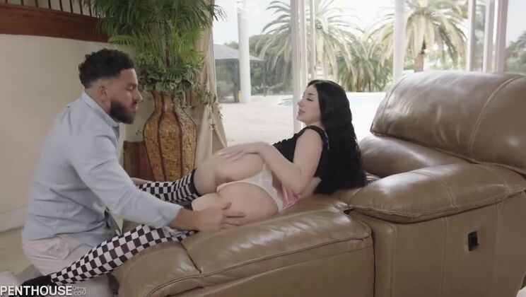 Skylar Vox Big Tits Big Ass Creampie