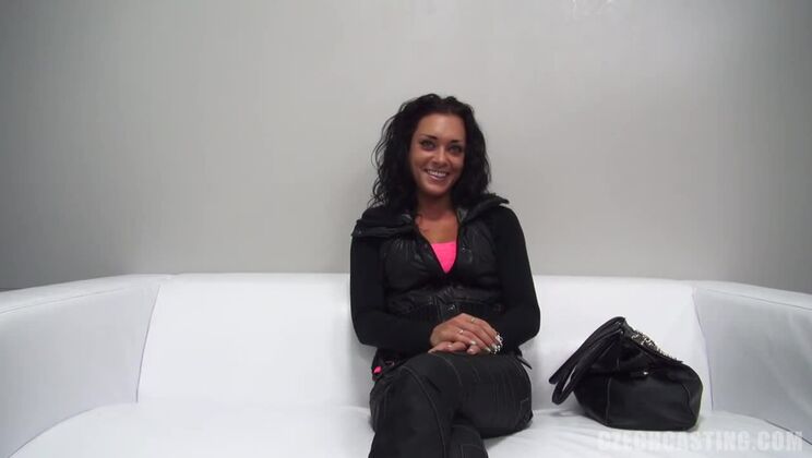 Casting Linda European