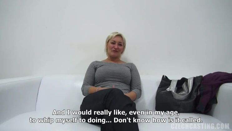 Blonde Big Ass Vanda Casting as MILF