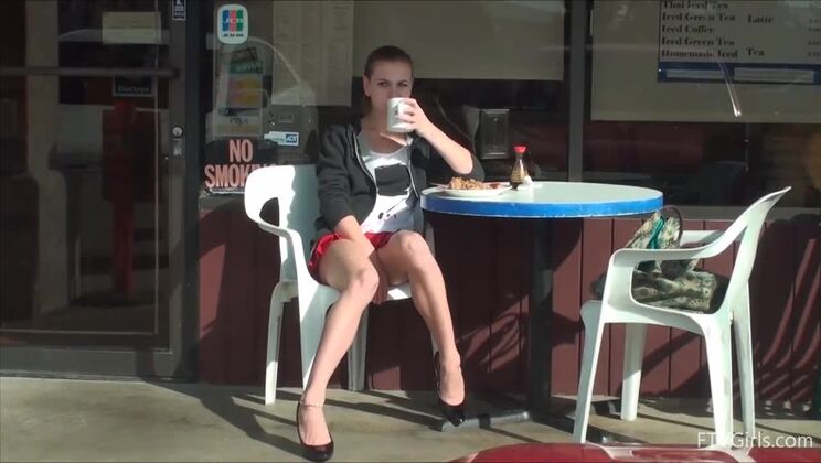 Kasey - Brunette Amateur in Outdoor Sex