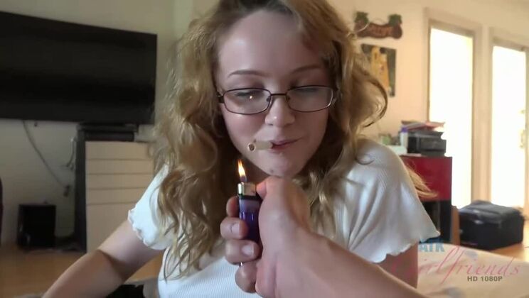 Girlfriend Experience with Nikole Nash - Creampie!