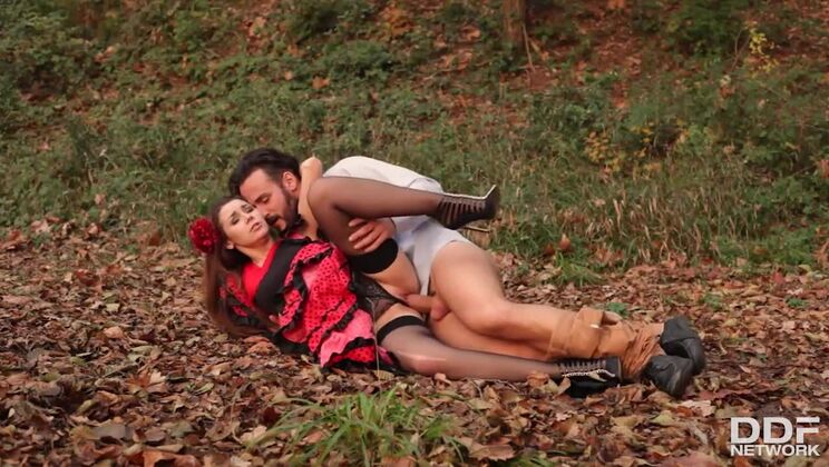 Woodland Tryst: Stacy Snake's Fiery Flamenco