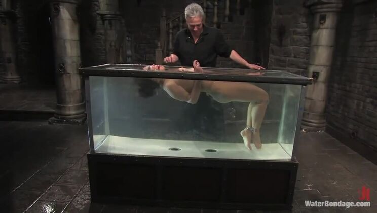 Bondage and Breath Play with Jandi Lin