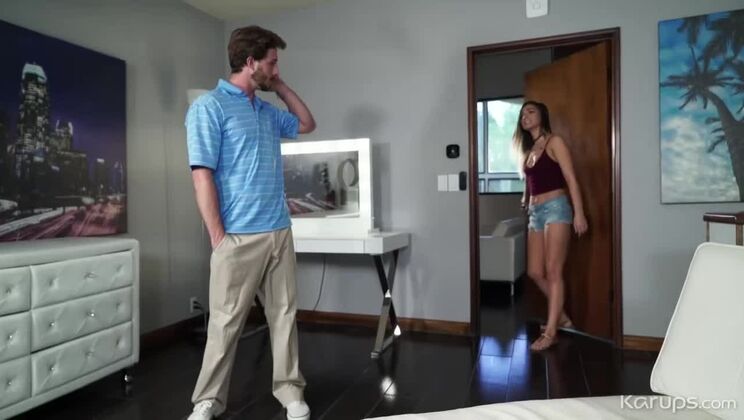 Jaye Summers in Lingerie Gets Her Man