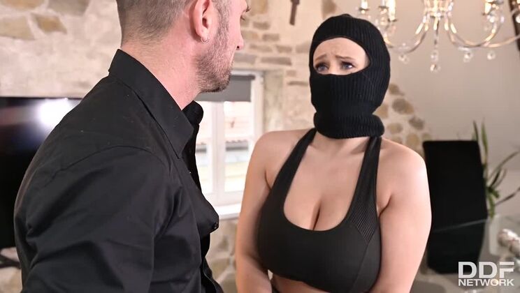 Angel Wicky’s Big Ass & Tits in Wild Porn Scene