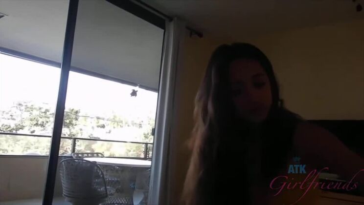 Mi Ha Doan's Fetish Footjob Fun