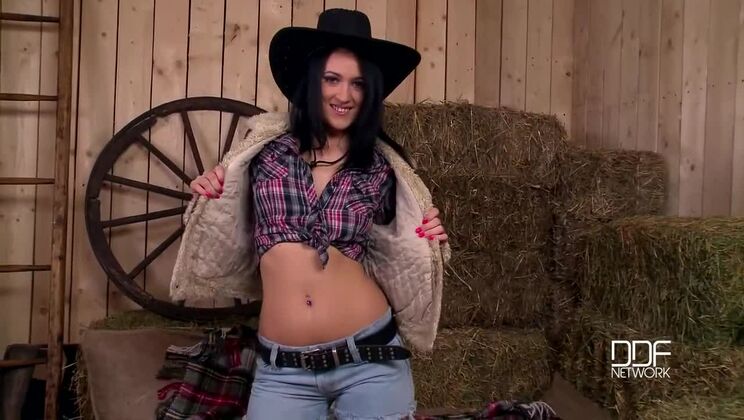 Betty's Gap-toothed Seduction