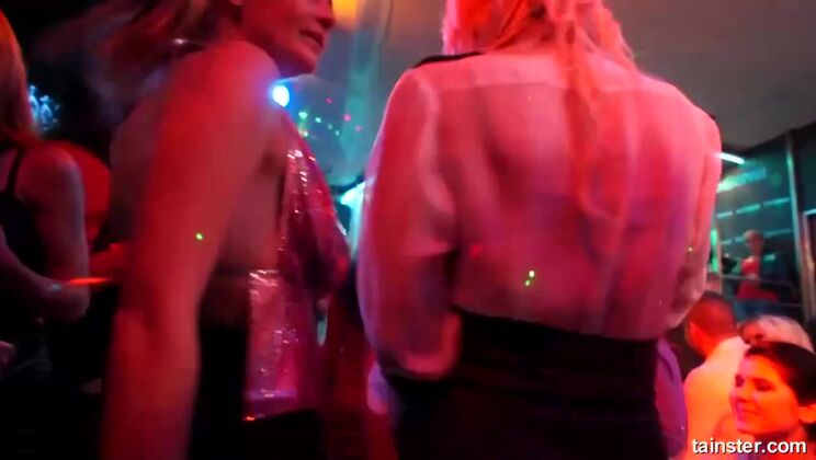 Blonde, Brunette, Redhead Lesbians Party - Dso Sextasy Part 1