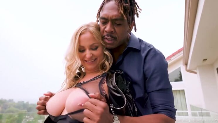 Katalina Kyle's Big Tits Jiggle as Dredd Pounds Her