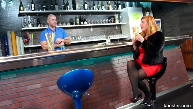 Fetish Bartender: Pissing and Cum on Big Tits!