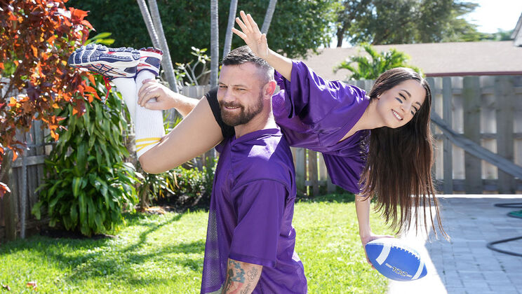 Halftime with Freya and Sergeant