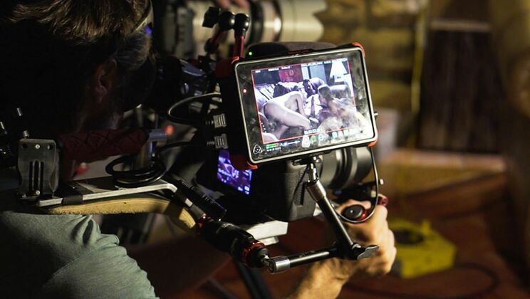 Behind the Scenes: Age Gap Edition