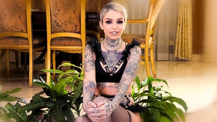 Natural Blonde with Tattoos - Leigh Raven #11