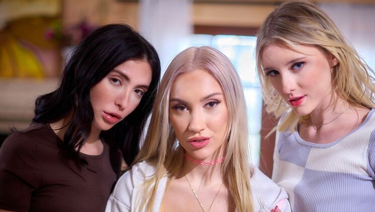 Brunette Lesbians and Blonde Lust