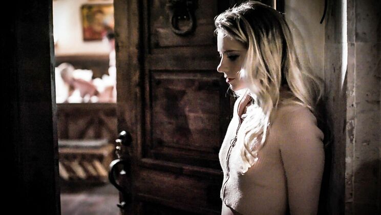 Blonde Bombshells Share a Stepmom