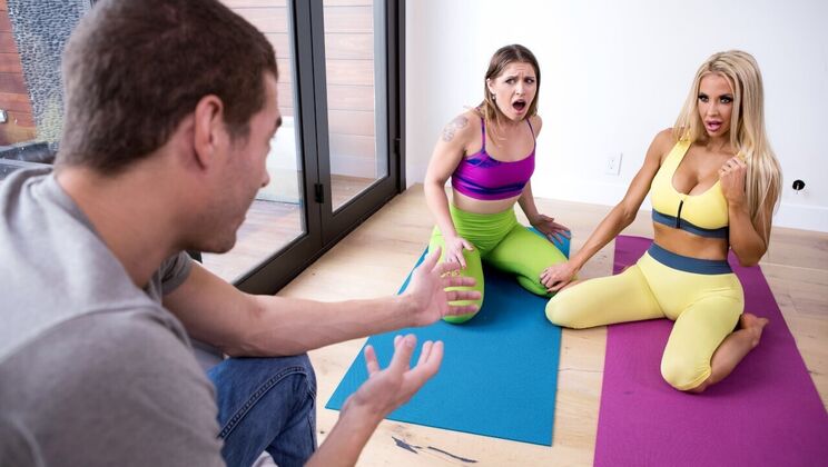 Courtney Taylor's Bubble Butt Gets Pounded