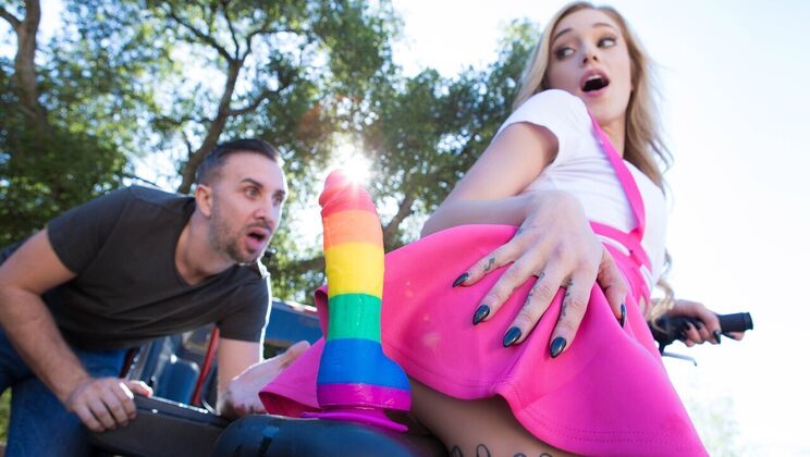 Outdoor Blowjob - Kali Roses Gags On Thick Cock