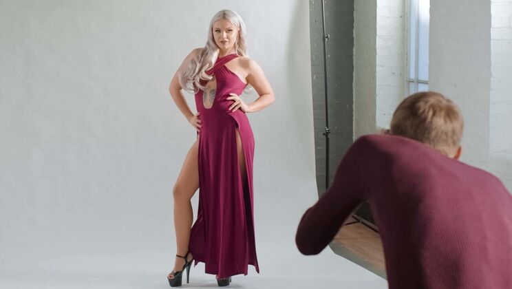 Cowgirl Action with Blonde Lana Rose