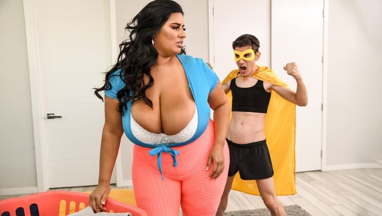 Jordi's Massive Load on Sofia