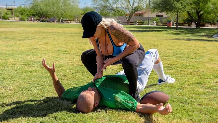 Nina Elle Seduces with Big Boobs Outdoor