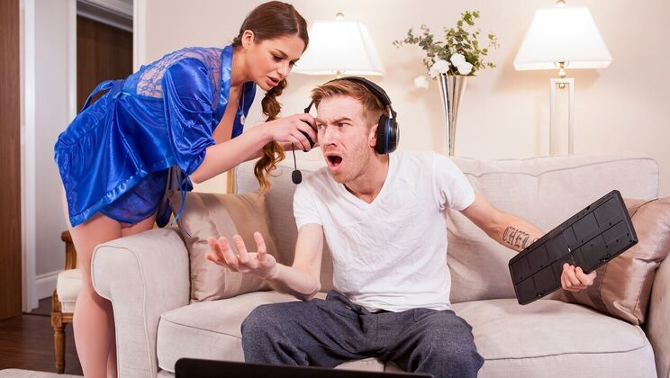 Titty Fuck in Gamer Heaven