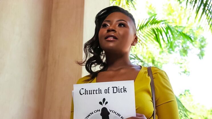 Avery Jane's Ass Fingering Before ATM