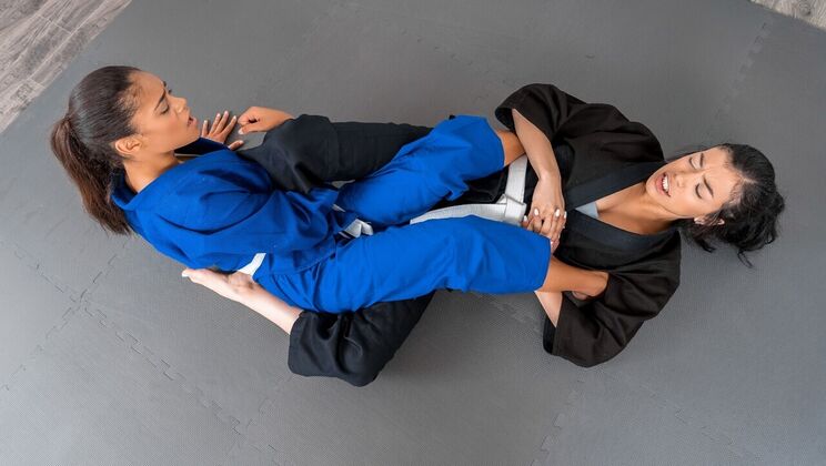 Brunette Lesbians in Natural Tits and Tattoo Sex