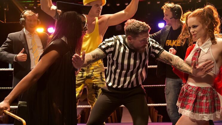 Blowjob and Deepthroat: Ella's Skills