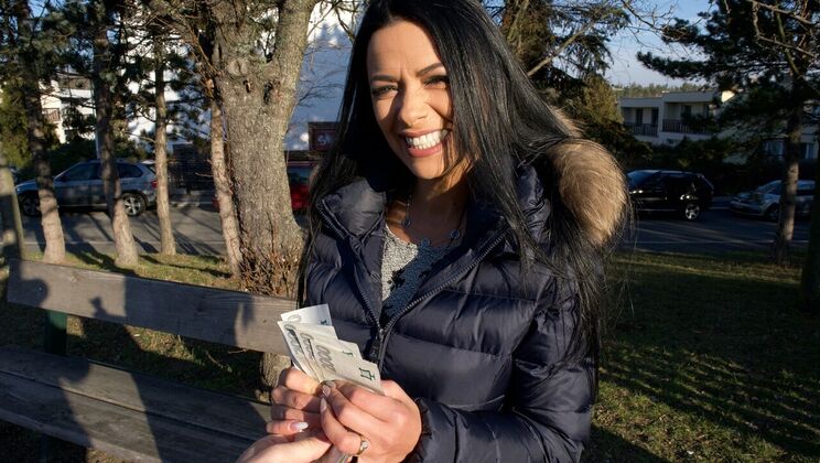 Shalina Devine Gets Fucked Hard in Spooning Position