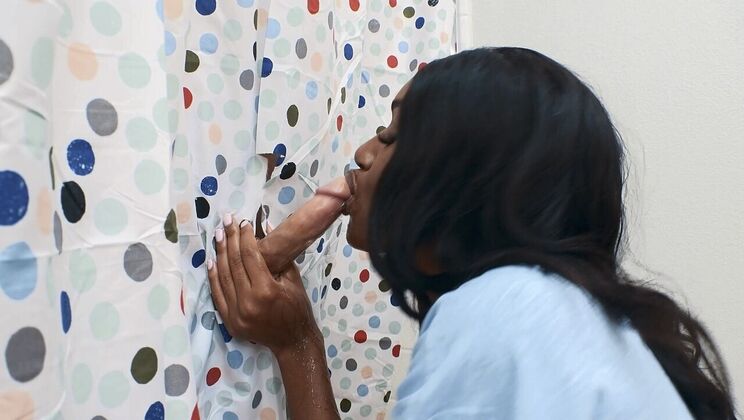  Seth Gamble Fucks Ashley Aleigh In The Shower