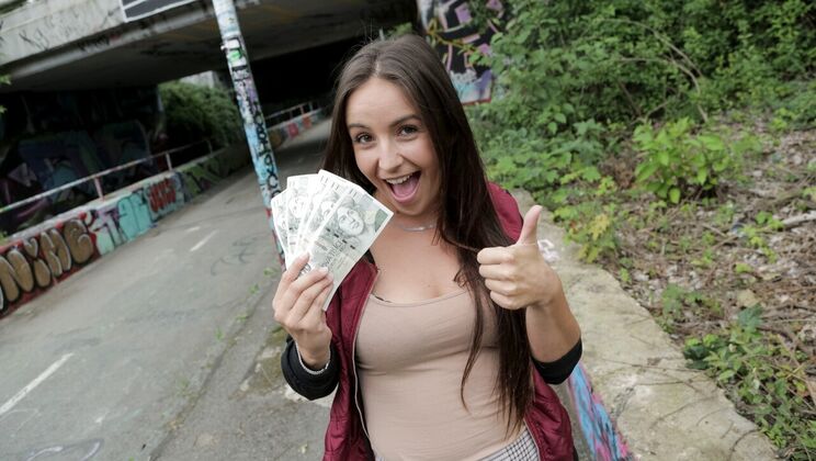 Handjob and Facial - My Outdoor Treat