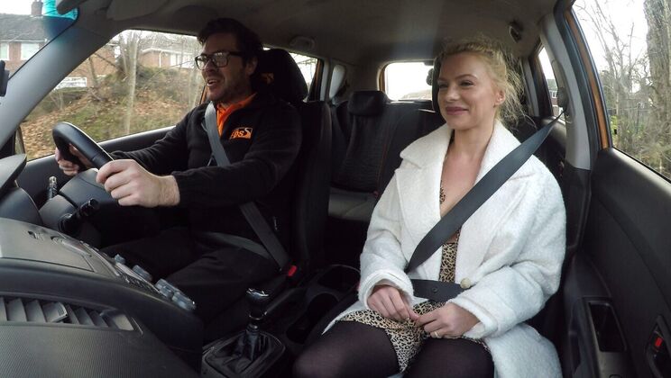 Blonde Teen's Driving Lesson Turns Erotic