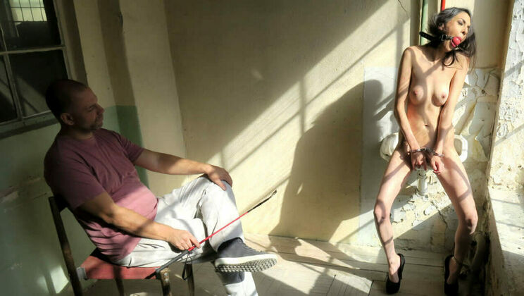 Ocean Ashley's Maledom Blowjob