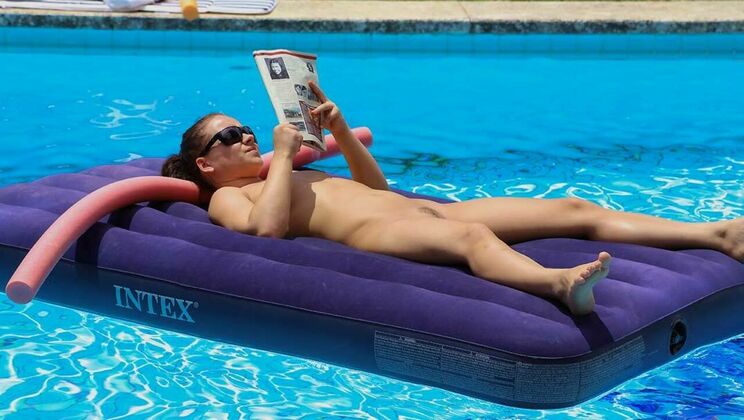 Rimming and Kissing in Summer