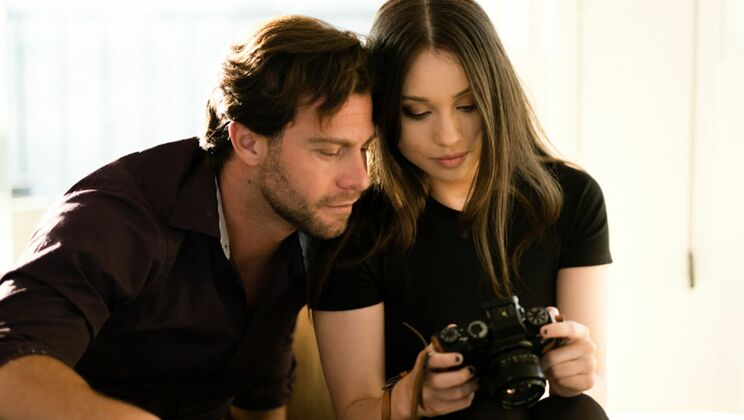 Can I Capture Your Moment?