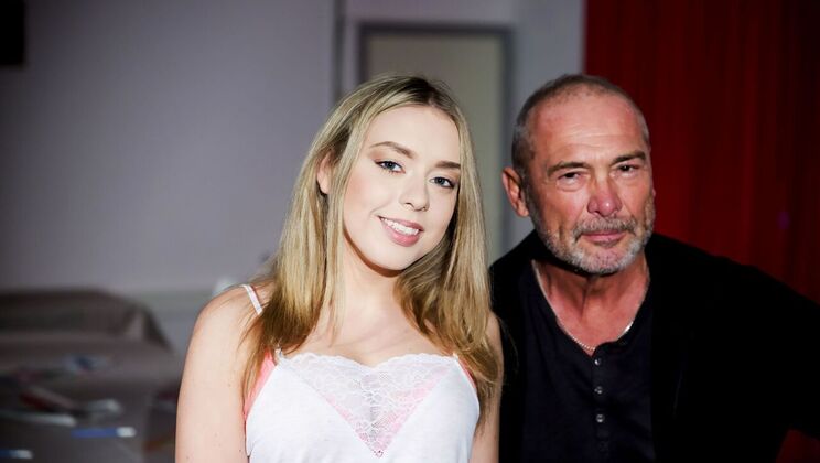 Doggystyle Pussy Action