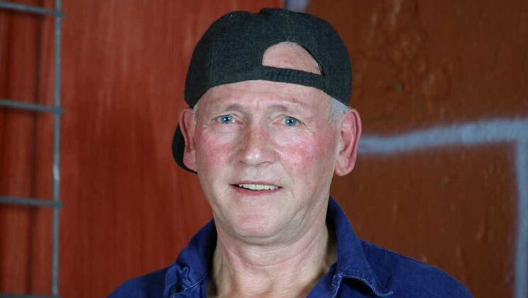 Older Man andYoung Girl Kissing