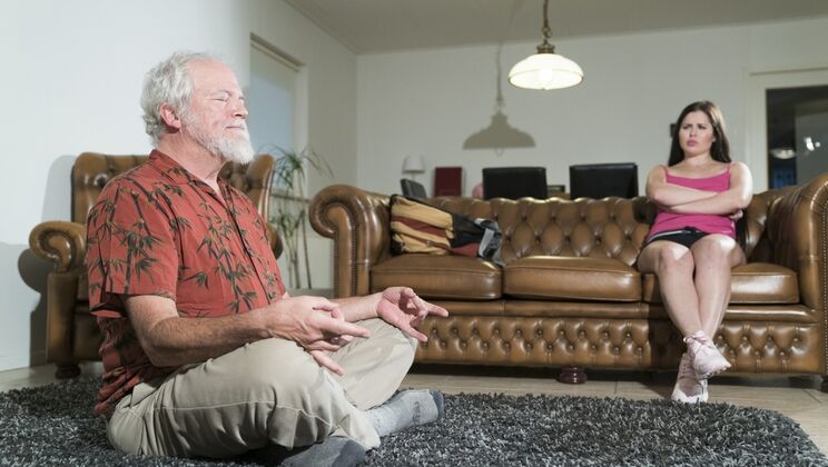 Yogin Packs Teen's Pussy