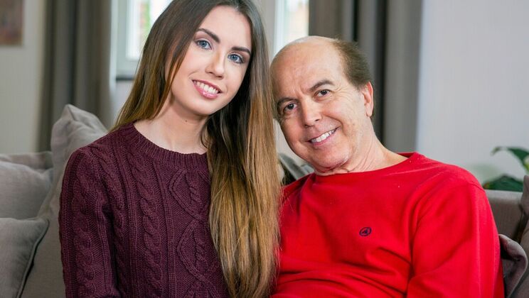 Handjob Heaven with Elle Rose and Marcello