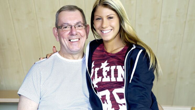 Cumshot and Blowjob in Close Up