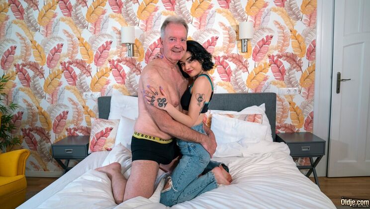 Older Man Enjoys Cum Swallowing with Young