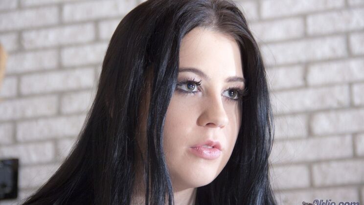 Gym Sex: Lolli Pop and Erick Fucking